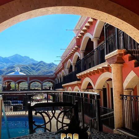 Hotel Real De Los อาลามอส ภายนอก รูปภาพ