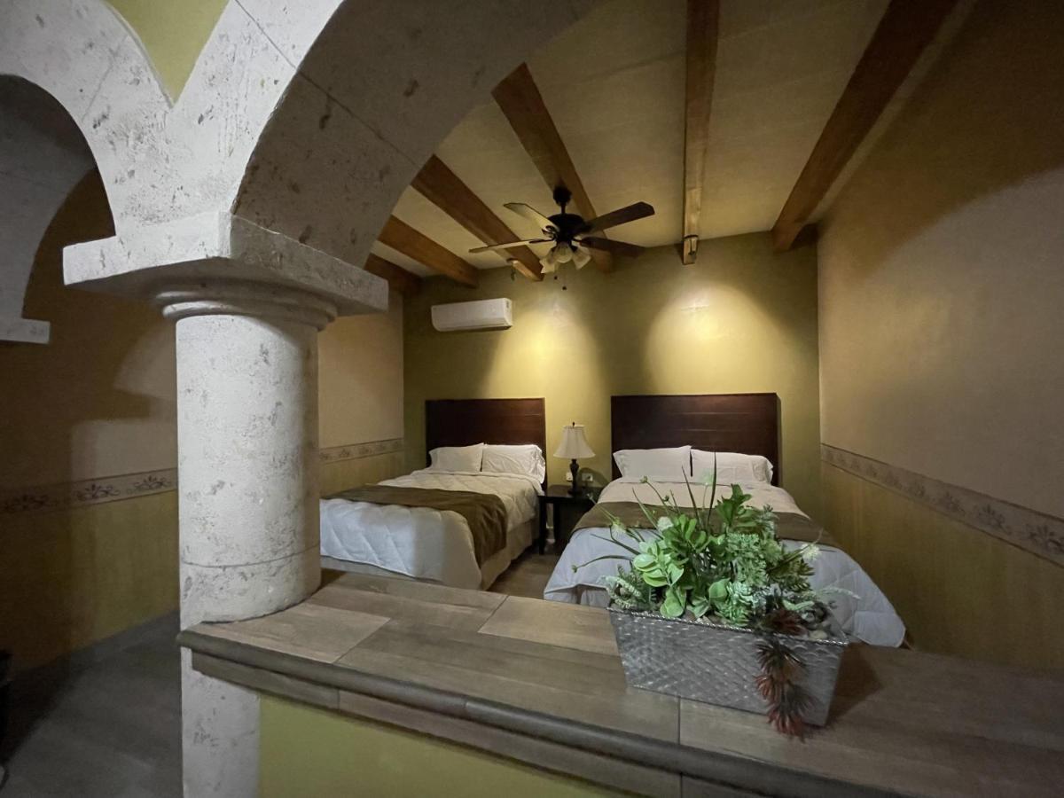 Hotel Real De Los อาลามอส ภายนอก รูปภาพ